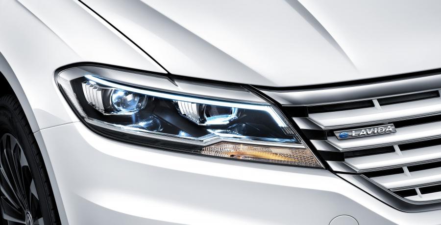 Детали экстерьера Volkswagen e-Lavida 2019 года  (фото 9 из 44)